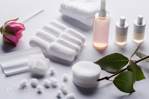 完美妆容与肌肤和睦共生的秘密 化妆用品的科学护肤实践